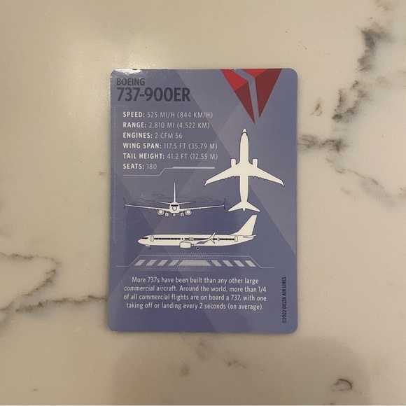 Delta Air Lines Pilot Trading Cards 2022 Set of 7 with Boeing and Airbus Collect - Picture 16 of 16